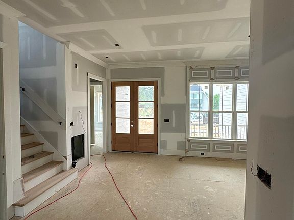3rd image of 1020 Azalea Garden Cir