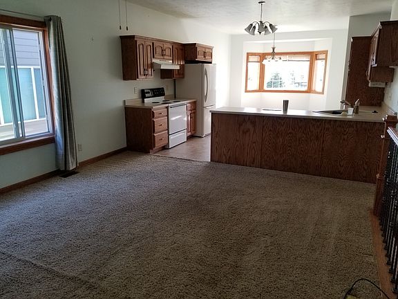 Living room to kitchen