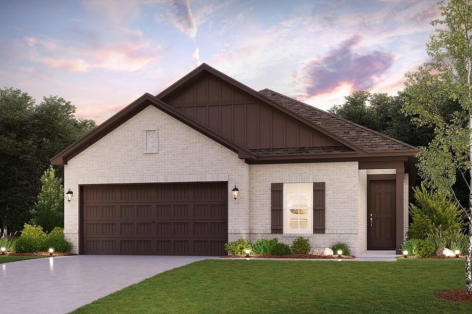 1st image of 520 Vasant Dr