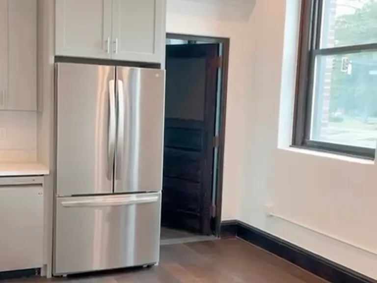 90 Washington St #103 — Photo 2