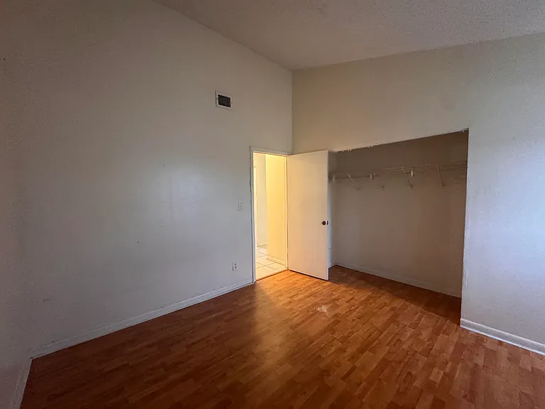 3409 NW 44th St #205 — Photo 10
