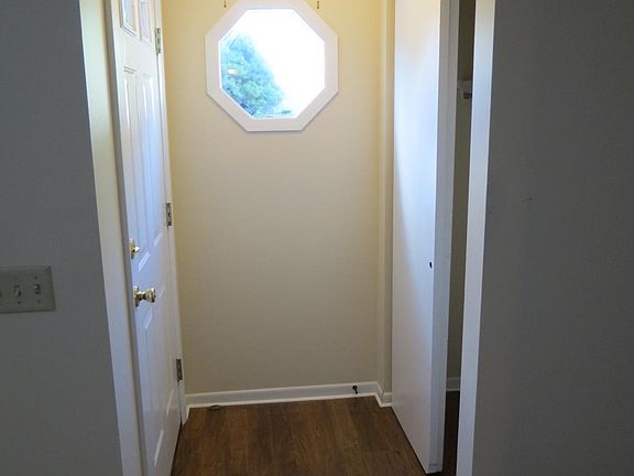 3rd image of 2271 Hughey Dr #2271