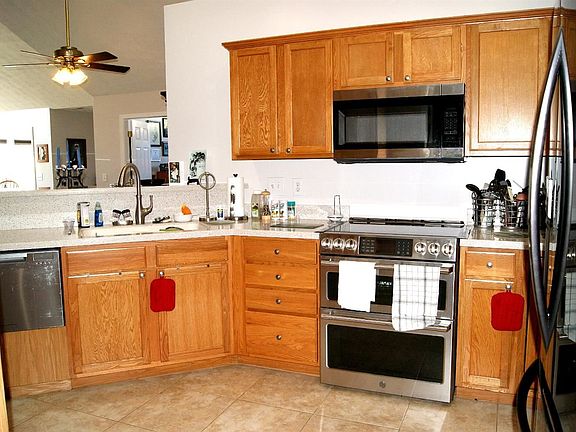 3rd image of 1603 Leven Ln #1603