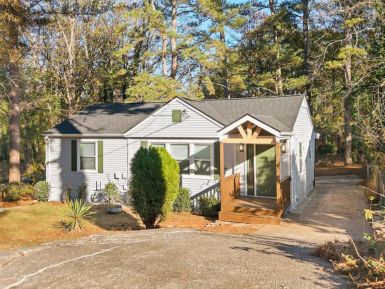 287 Richardson Rd NW — Photo 19