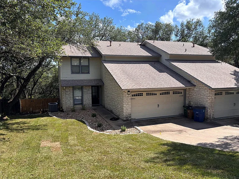 1918 Holly Hill Dr #A — Photo 1