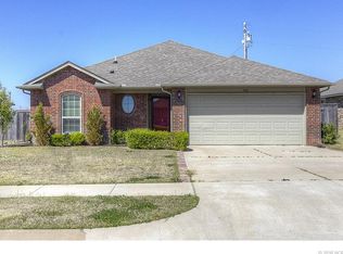 209 W Dillon Dr, Kiefer, OK 74041