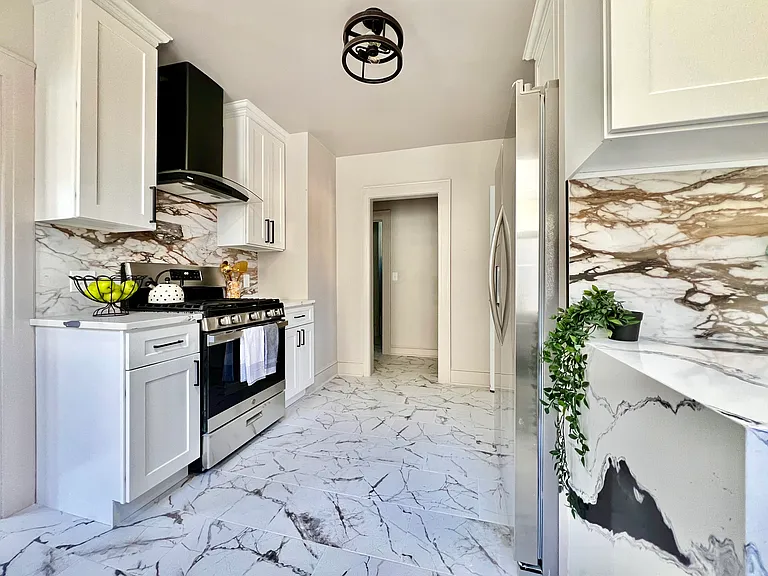 43 Gorham Ave #2 — Photo 3