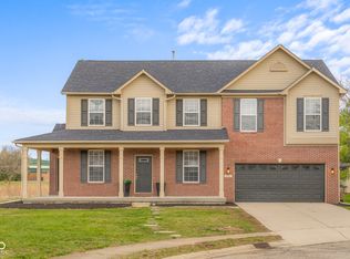1911 Saint James Pl, Columbus, IN 47201
