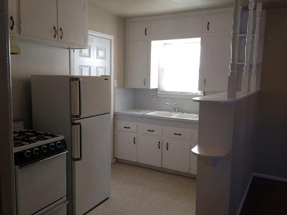 2nd image of 2407 Nashville Ave