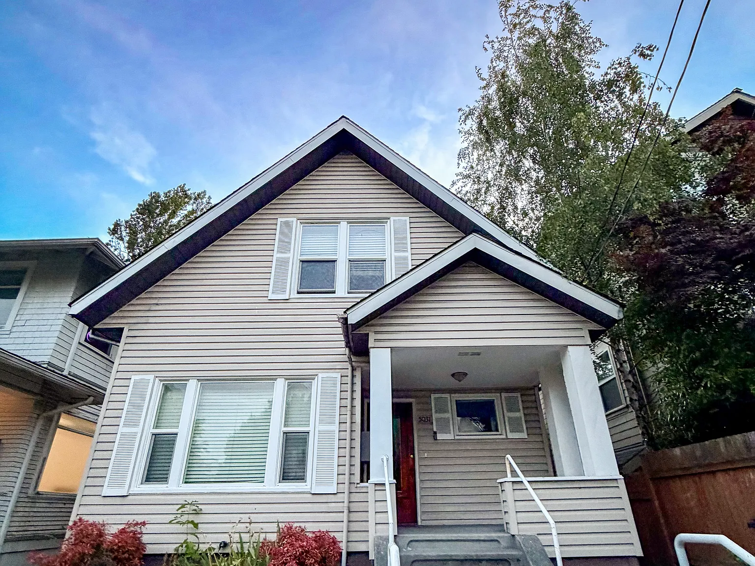 5 bed, 1.5 bath, 1400 sqft, $4,500 — Photo 1