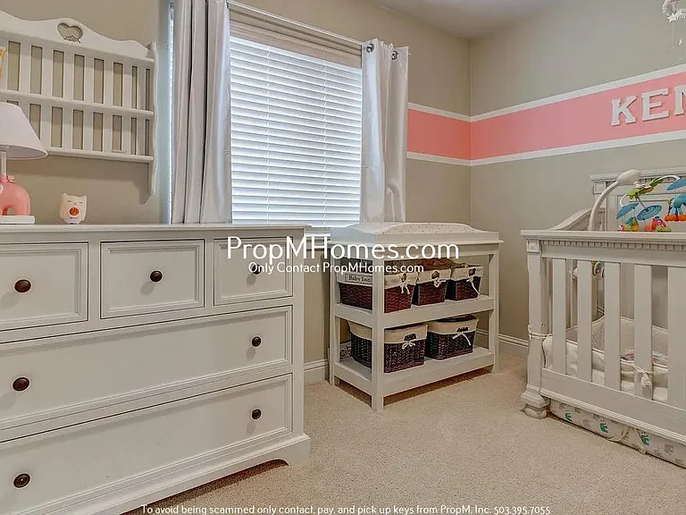 16711 SW 134th Ter — Photo 16