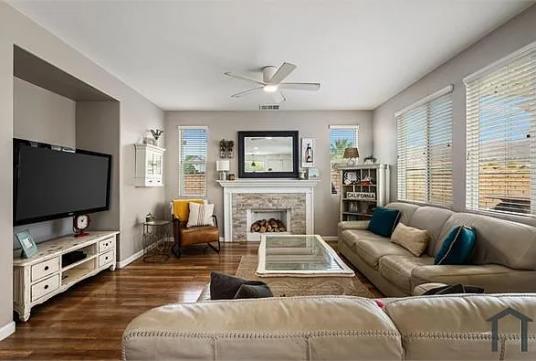 37590 Severn Pl — Photo 4