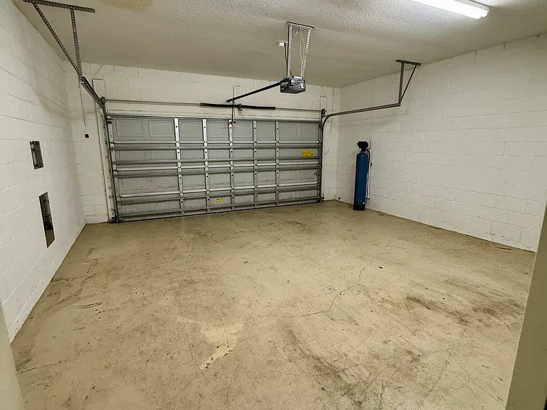 2112 Bunker View Ct — Photo 28