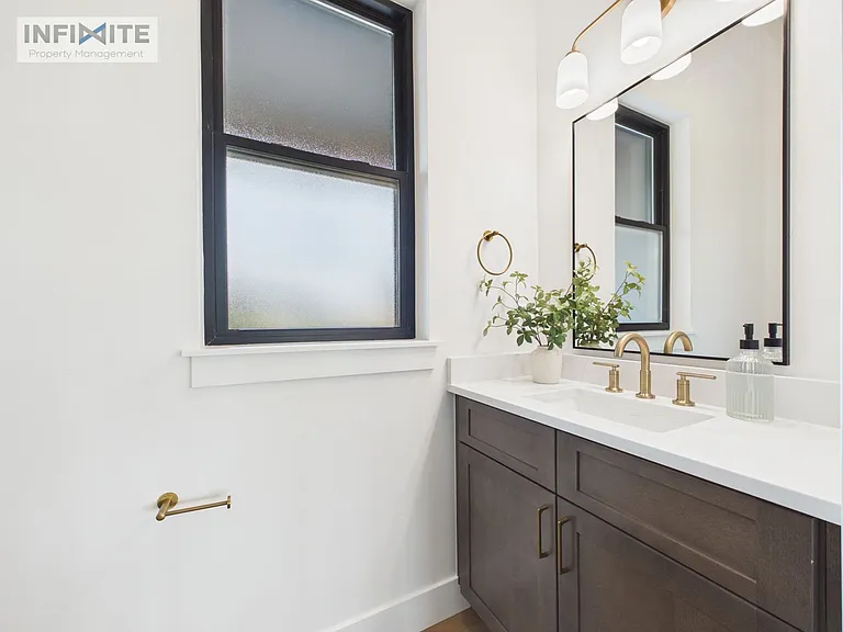 374 Cushing Ln — Photo 15