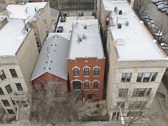 4th image of 1113 S Racine Ave
