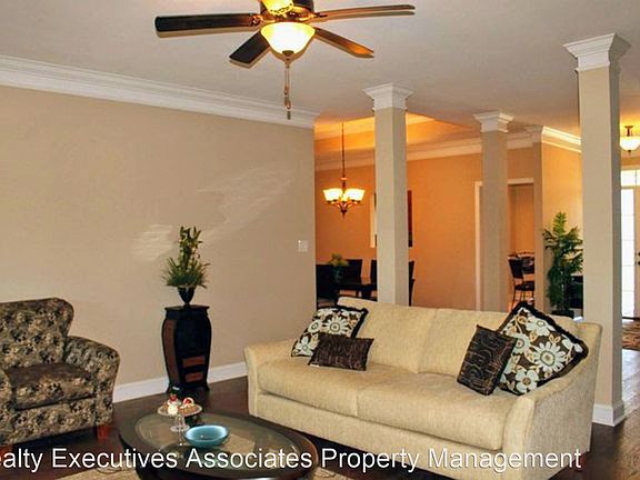 4th image of 8724 Wickford Way
