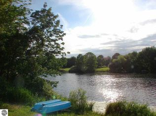 S Luce Rd, Perrinton, MI 48871