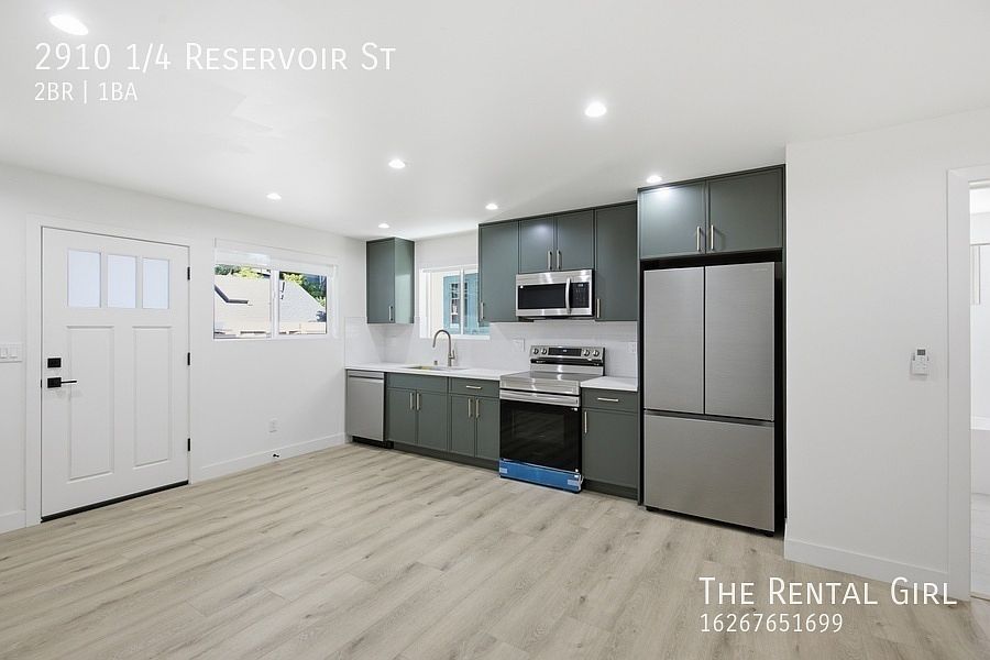 1st image of 2910 1/4 Reservoir St