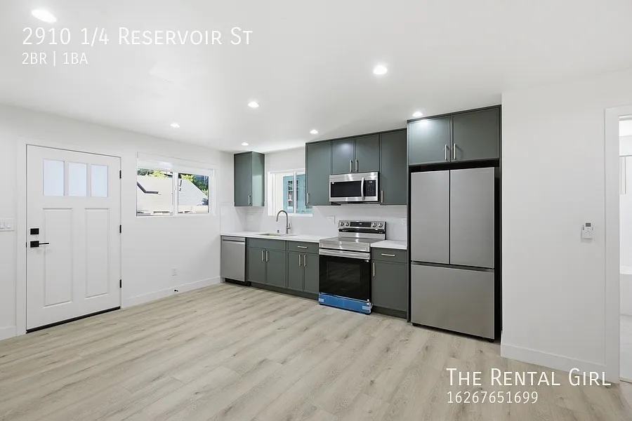 2910 1/4 Reservoir St
