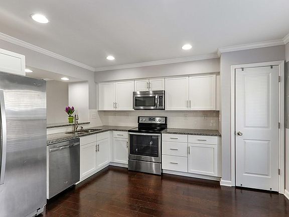 4th image of 1273 Druid Knoll Dr