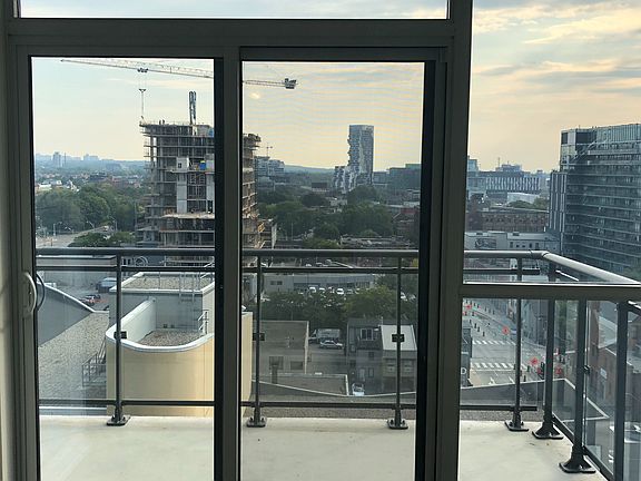 5th image of 460 Adelaide St E #1527
