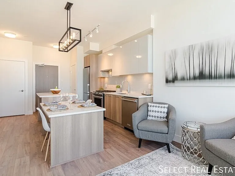 258 Nelsons Ct #2404 — Photo 9