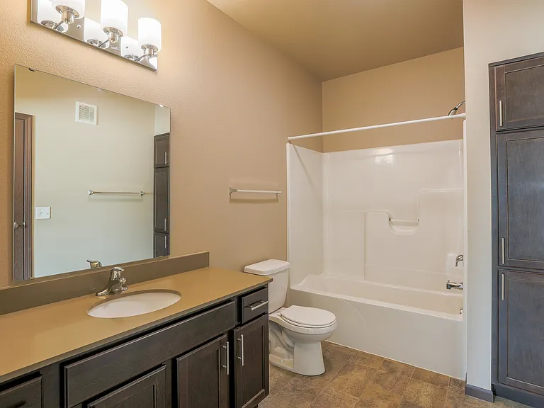 Timber Creek Apartments — Photo 17