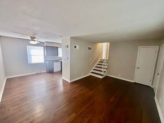 2nd image of 602A NE Florence Ave