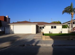 16342 Whittier Ln, Huntington Beach, CA 92647