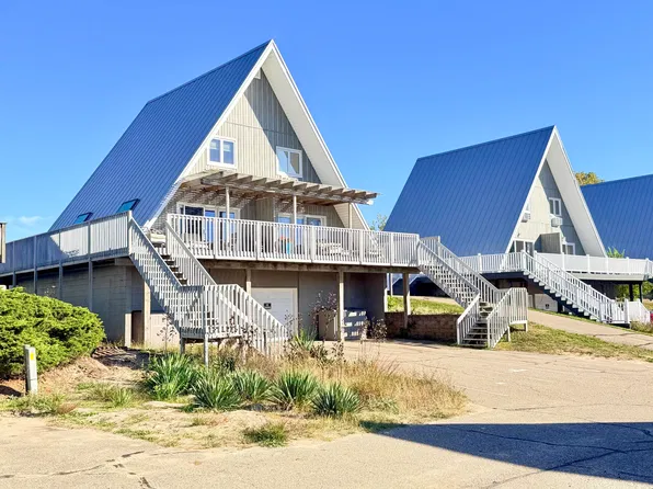 5340 Notre Dame Ave APT 31, Stevensville, MI 49127