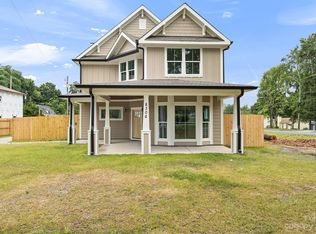 8306 Terra Cotta Dr, Charlotte, NC 28215