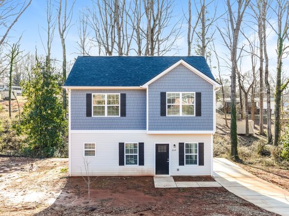 608 E Texas Ave