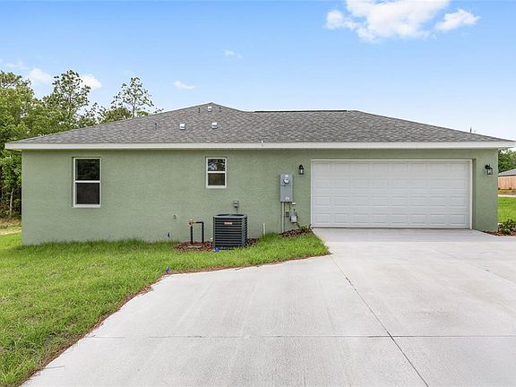4th image of 3853 SW Soundview Dr