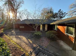 1808 E 28th Ave, Eugene, OR 97403