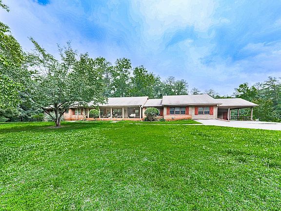 4th image of 2760 Hembree Rd NE