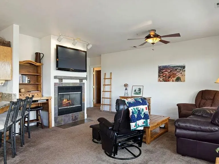 8021 Gambel Dr #T22 — Photo 6
