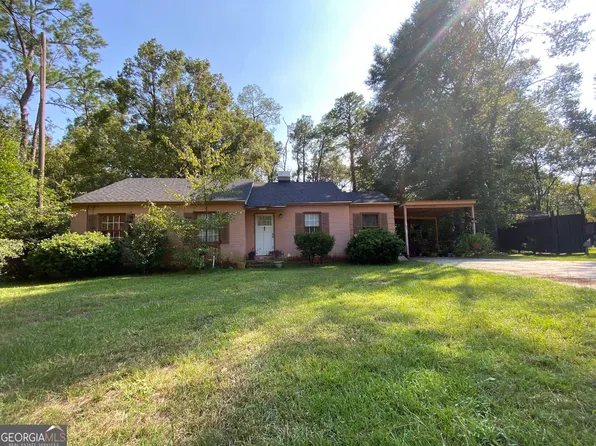 1196 5th St SW, Moultrie, GA 31768