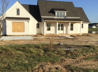 102 Lovorn Ct, Flora, MS 39071