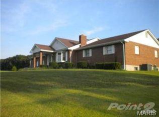 484 Cunningham Rd, Cuba, MO 65453