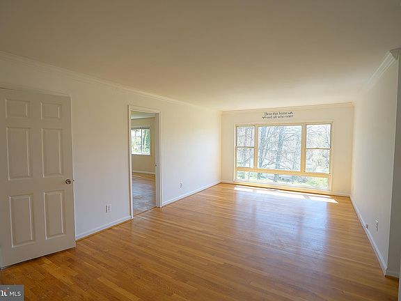 4th image of 6615 Cottonwood Dr