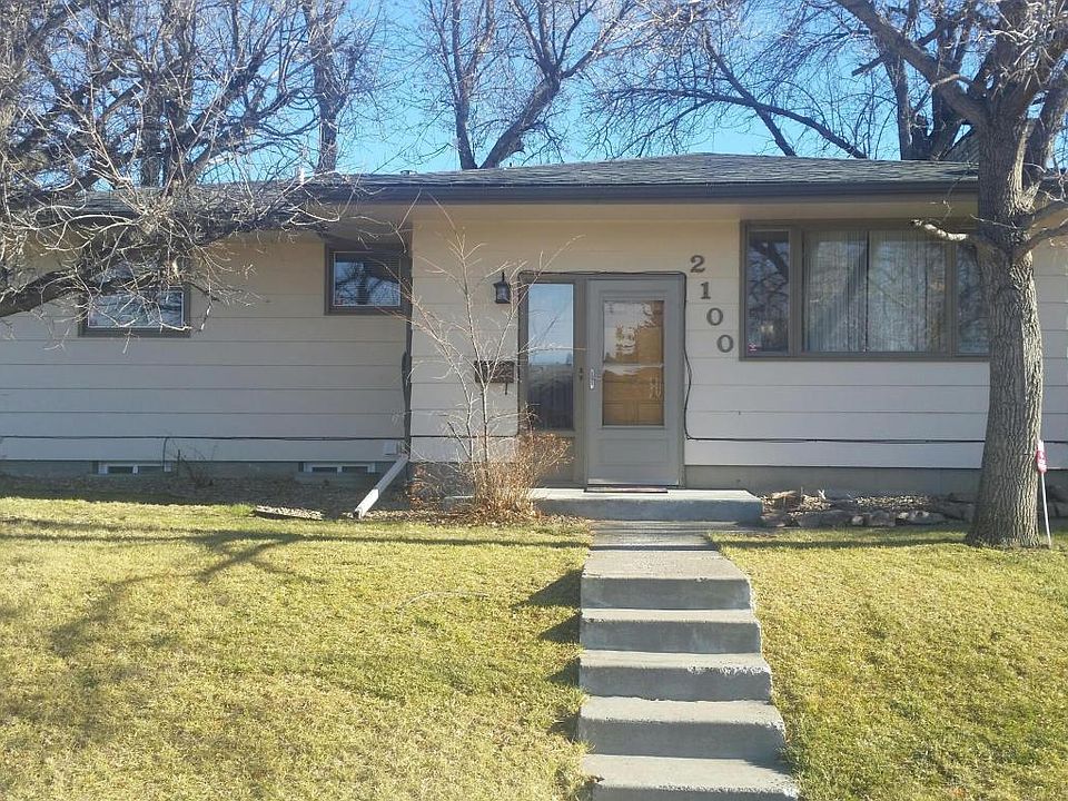 1st image of 2100 5th Ave S