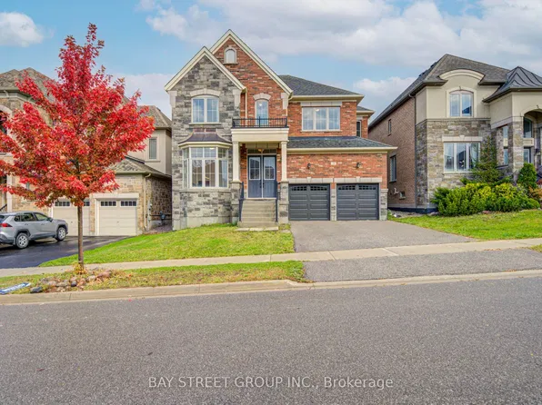 30 Ben Sinclair Ave, East Gwillimbury, ON L9N 0S2