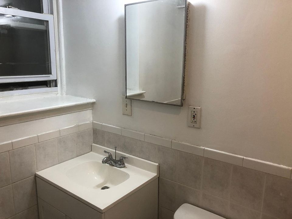Bathroom View 2