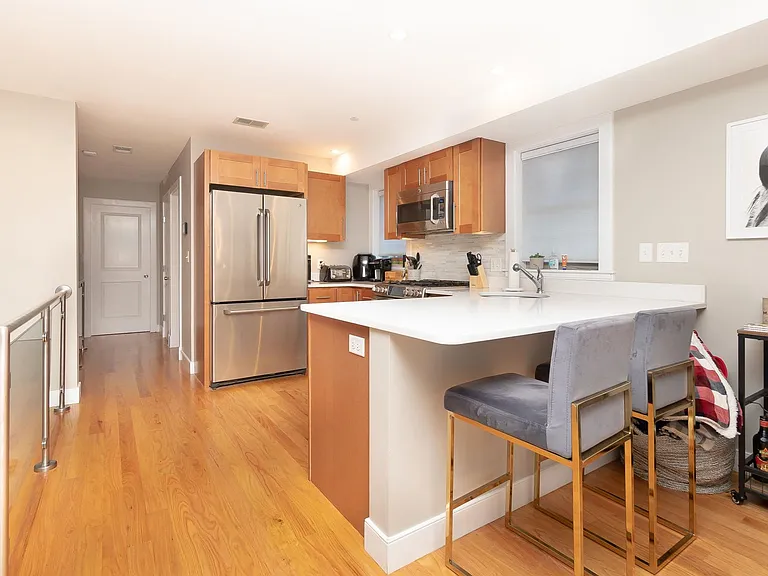 102 D St #3 — Photo 16