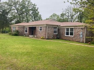1702 Sunset Dr, Hope, AR 71801