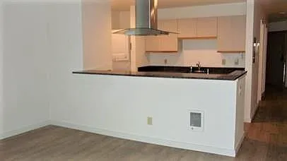 220 23rd Ave E Seattle WA 98112 LCG (S) — Photo 3