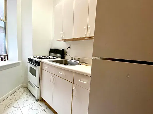 Rented by Corcoran | media 11