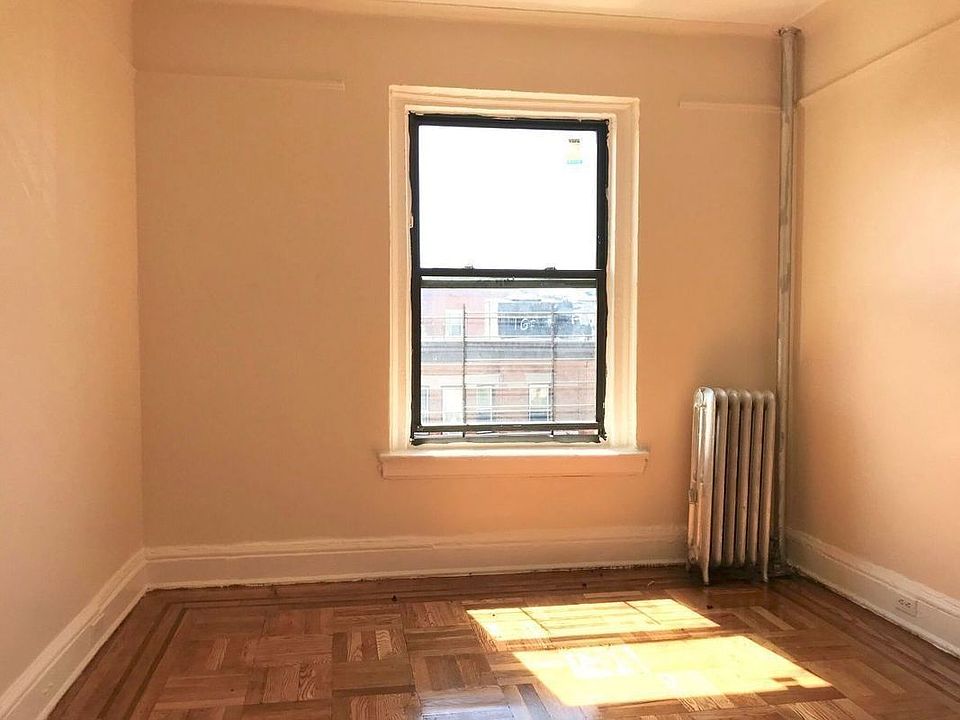 1st image of 636 E 21st St APT 15