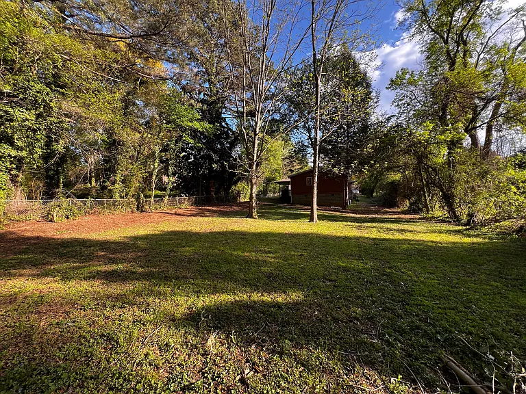 4010 Gladesworth Ln — Photo 10