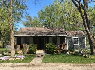 607 SE Howard Ave, Lees Summit, MO 64063
